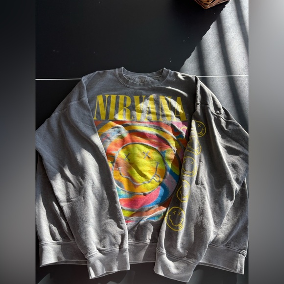NIRVANA Gray and Yellow Crewneck Sweater - Picture 1 of 3